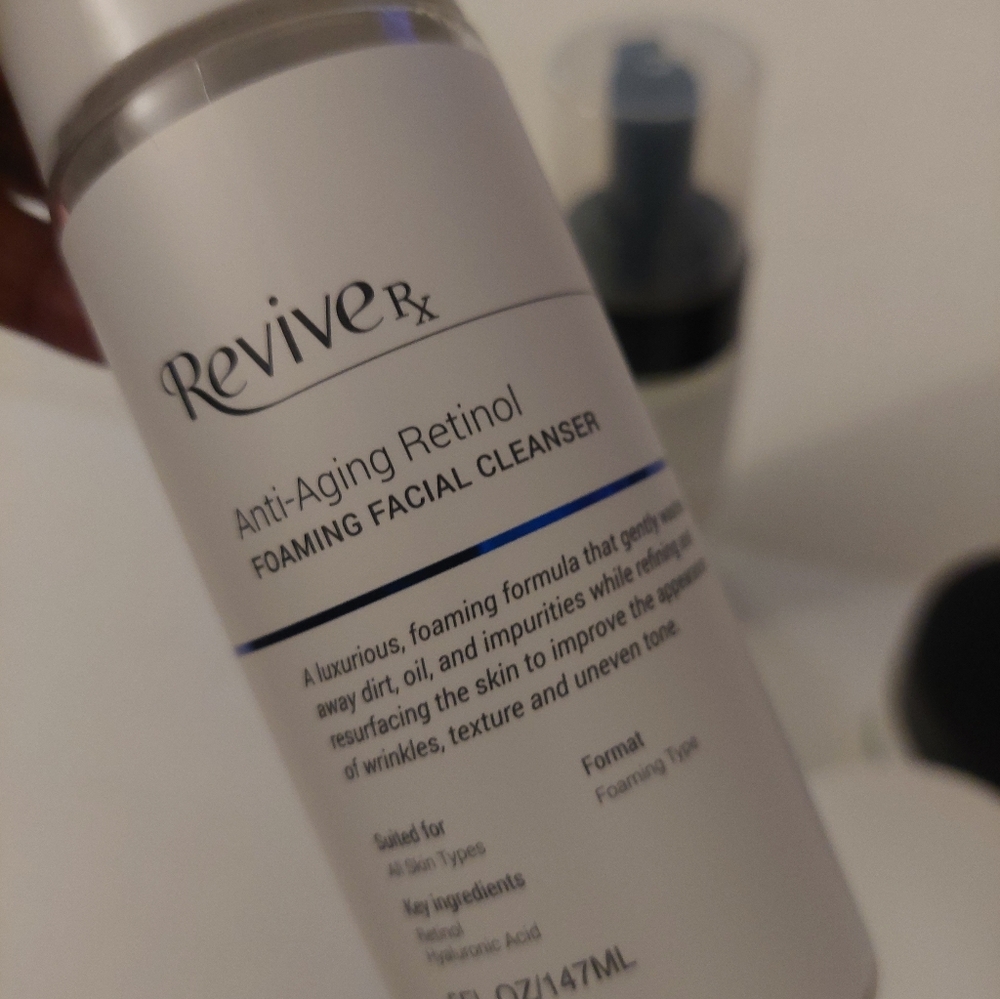 4 Pc Revive Rx Anti Aging Set Wipes Cleanser + - Picture 4 of 5